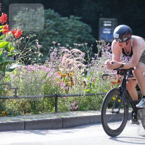 08.09.2024 - Stadtparktriathlon Zöllner http://msf.ph/oto/7028631 08.09.2024 11:01:34 Radfahren 381, 447, 468, 490, 526, 552 meine-sportfotos.de