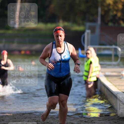 08.09.2024 - Stadtparktriathlon Michael Strokosch http://msf.ph/oto/7028634 08.09.2024 10:16:33 Schwimmen 280, 317 meine-sportfotos.de