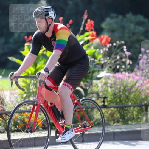 08.09.2024 - Stadtparktriathlon Zöllner http://msf.ph/oto/7028647 08.09.2024 11:01:44 Radfahren 366, 372, 373, 381, 490, 562 meine-sportfotos.de