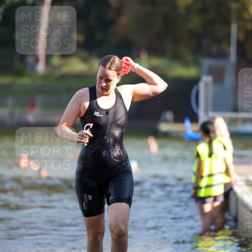 08.09.2024 - Stadtparktriathlon Michael Strokosch http://msf.ph/oto/7028681 08.09.2024 10:16:38 Schwimmen 280 meine-sportfotos.de