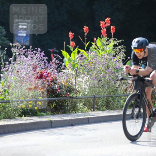 08.09.2024 - Stadtparktriathlon Zöllner http://msf.ph/oto/7028682 08.09.2024 11:01:59 Radfahren 327, 385, 386, 393, 407, 417, 451, 484 meine-sportfotos.de