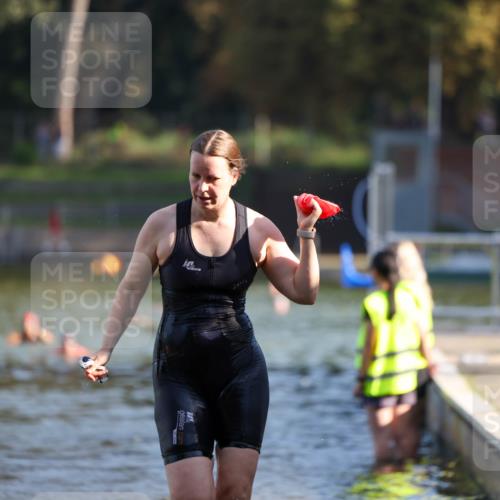 08.09.2024 - Stadtparktriathlon Michael Strokosch http://msf.ph/oto/7028683 08.09.2024 10:16:38 Schwimmen 280 meine-sportfotos.de