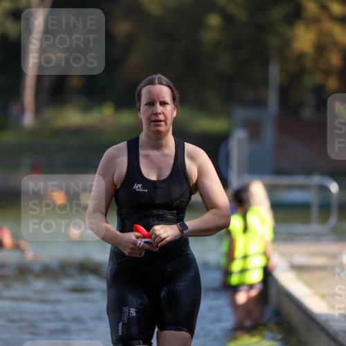 08.09.2024 - Stadtparktriathlon Michael Strokosch http://msf.ph/oto/7028692 08.09.2024 10:16:39 Schwimmen 280 meine-sportfotos.de