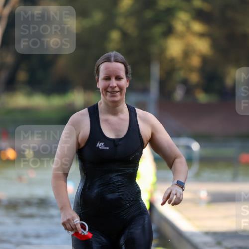 08.09.2024 - Stadtparktriathlon Michael Strokosch http://msf.ph/oto/7028697 08.09.2024 10:16:39 Schwimmen 280 meine-sportfotos.de