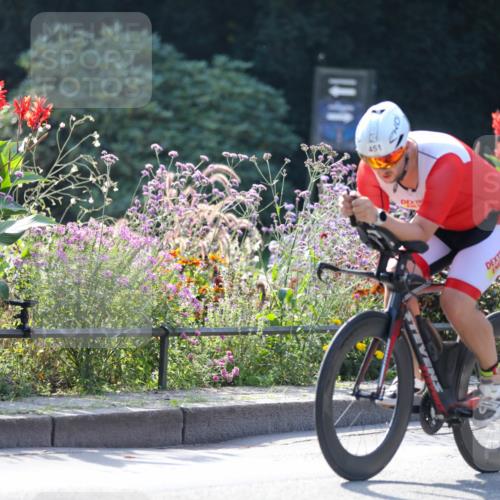 08.09.2024 - Stadtparktriathlon Zöllner http://msf.ph/oto/7028705 08.09.2024 11:02:08 Radfahren 285, 393, 451, 458, 543 meine-sportfotos.de