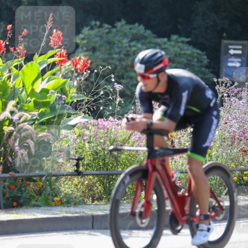 08.09.2024 - Stadtparktriathlon Zöllner http://msf.ph/oto/7028717 08.09.2024 11:02:12 Radfahren 285, 458, 543 meine-sportfotos.de
