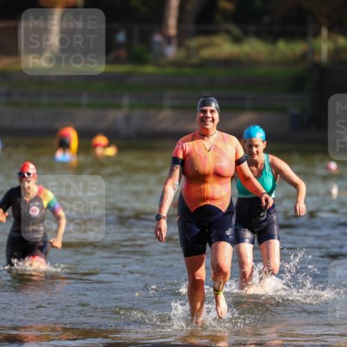 08.09.2024 - Stadtparktriathlon Michael Strokosch http://msf.ph/oto/7028720 08.09.2024 10:17:01 Schwimmen 281, 347 meine-sportfotos.de