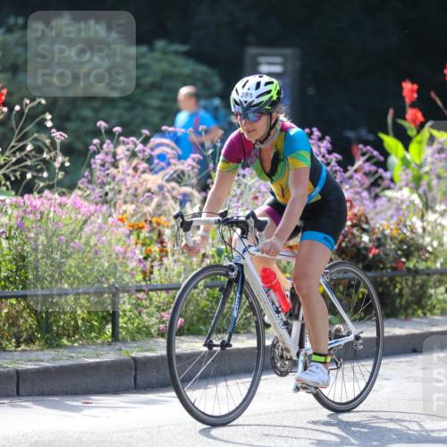 08.09.2024 - Stadtparktriathlon Zöllner http://msf.ph/oto/7028721 08.09.2024 11:02:17 Radfahren 285, 445, 458 meine-sportfotos.de