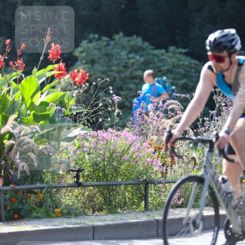 08.09.2024 - Stadtparktriathlon Zöllner http://msf.ph/oto/7028725 08.09.2024 11:02:18 Radfahren 285, 445, 458 meine-sportfotos.de