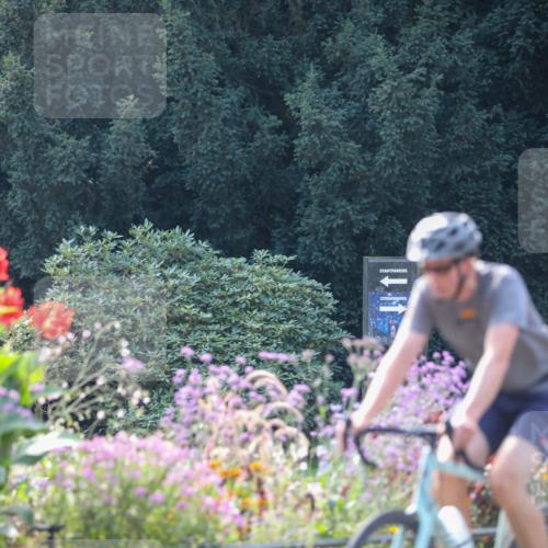 08.09.2024 - Stadtparktriathlon Zöllner http://msf.ph/oto/7028734 08.09.2024 11:03:34 Radfahren 389, 410, 482, 516 meine-sportfotos.de
