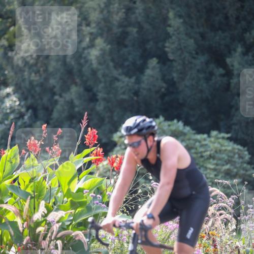 08.09.2024 - Stadtparktriathlon Zöllner http://msf.ph/oto/7028748 08.09.2024 11:03:38 Radfahren 389, 410, 433, 516 meine-sportfotos.de
