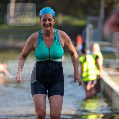 08.09.2024 - Stadtparktriathlon Michael Strokosch http://msf.ph/oto/7028766 08.09.2024 10:17:07 Schwimmen 281, 329, 347 meine-sportfotos.de