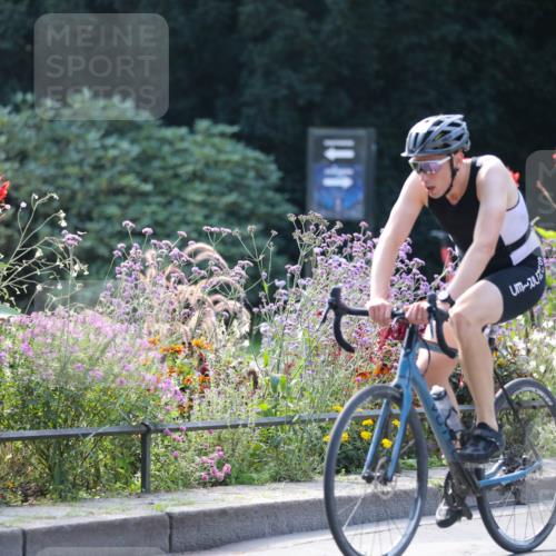 08.09.2024 - Stadtparktriathlon Zöllner http://msf.ph/oto/7028773 08.09.2024 11:03:54 Radfahren 444, 515, 538 meine-sportfotos.de
