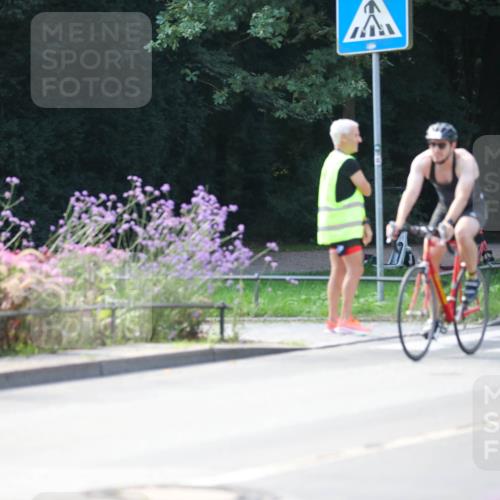 08.09.2024 - Stadtparktriathlon Zöllner http://msf.ph/oto/7028838 08.09.2024 11:04:32 Radfahren 375, 424, 438, 454, 457, 481, 483, 504 meine-sportfotos.de