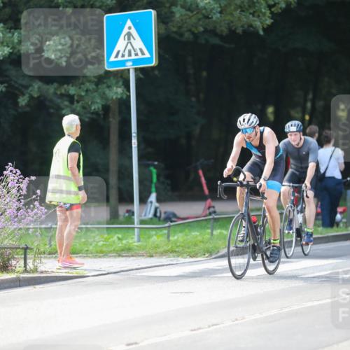 08.09.2024 - Stadtparktriathlon Zöllner http://msf.ph/oto/7028865 08.09.2024 11:04:41 Radfahren 421, 424, 453, 463, 473, 481, 485, 521 meine-sportfotos.de