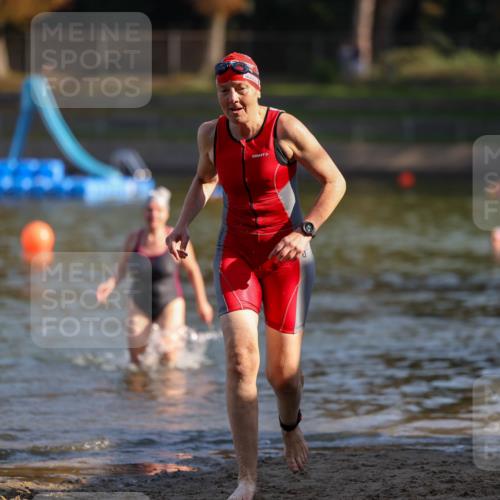 08.09.2024 - Stadtparktriathlon Michael Strokosch http://msf.ph/oto/7028894 08.09.2024 10:17:40 Schwimmen 327, 364 meine-sportfotos.de