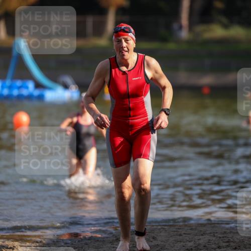 08.09.2024 - Stadtparktriathlon Michael Strokosch http://msf.ph/oto/7028898 08.09.2024 10:17:40 Schwimmen 327, 364 meine-sportfotos.de