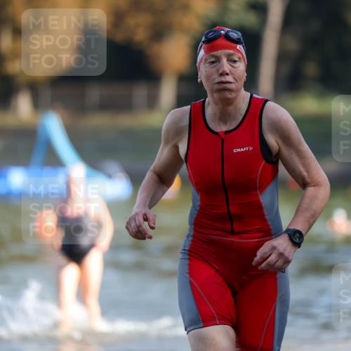 08.09.2024 - Stadtparktriathlon Michael Strokosch http://msf.ph/oto/7028921 08.09.2024 10:17:42 Schwimmen 327, 364 meine-sportfotos.de