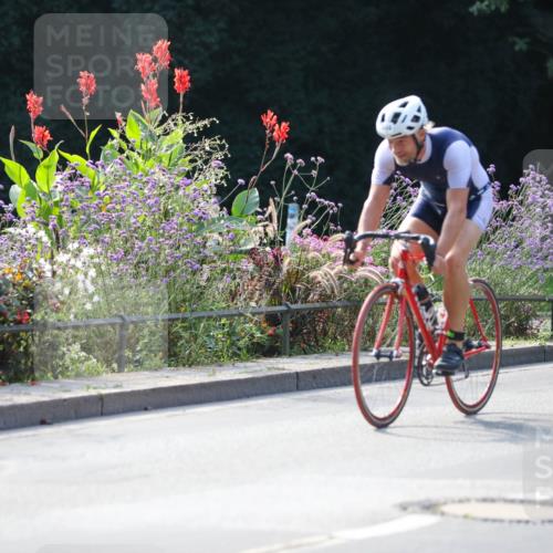 08.09.2024 - Stadtparktriathlon Zöllner http://msf.ph/oto/7028929 08.09.2024 11:04:52 Radfahren 464, 485, 512, 521 meine-sportfotos.de