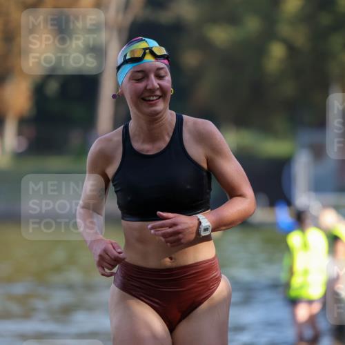 08.09.2024 - Stadtparktriathlon Michael Strokosch http://msf.ph/oto/7029002 08.09.2024 10:18:16 Schwimmen 355 meine-sportfotos.de