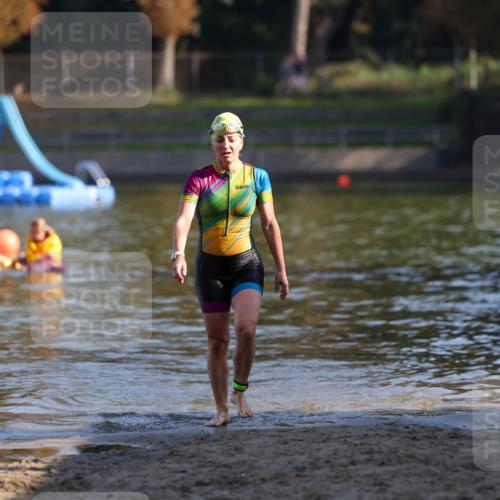 08.09.2024 - Stadtparktriathlon Michael Strokosch http://msf.ph/oto/7029015 08.09.2024 10:20:06 Schwimmen 285 meine-sportfotos.de