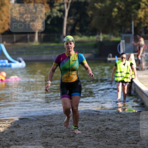 08.09.2024 - Stadtparktriathlon Michael Strokosch http://msf.ph/oto/7029036 08.09.2024 10:20:08 Schwimmen 285 meine-sportfotos.de