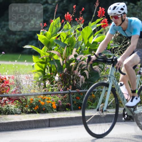 08.09.2024 - Stadtparktriathlon Zöllner http://msf.ph/oto/7029037 08.09.2024 11:05:35 Radfahren 403, 418, 420, 509, 519, 534, 545, 554 meine-sportfotos.de