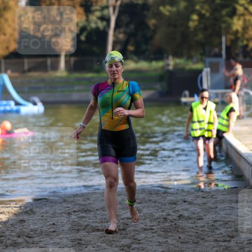 08.09.2024 - Stadtparktriathlon Michael Strokosch http://msf.ph/oto/7029039 08.09.2024 10:20:09 Schwimmen 285 meine-sportfotos.de