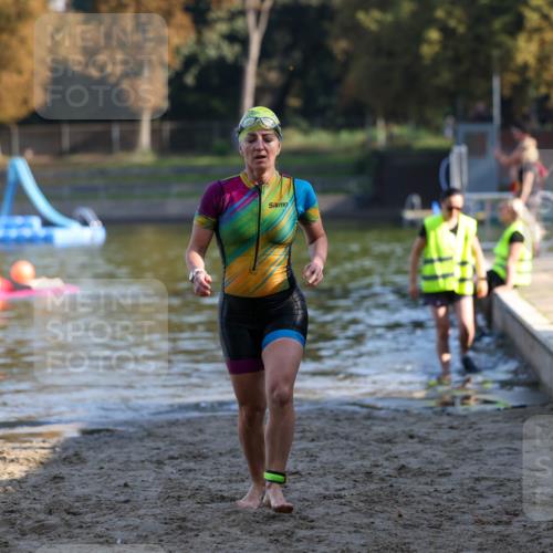 08.09.2024 - Stadtparktriathlon Michael Strokosch http://msf.ph/oto/7029042 08.09.2024 10:20:09 Schwimmen 285 meine-sportfotos.de