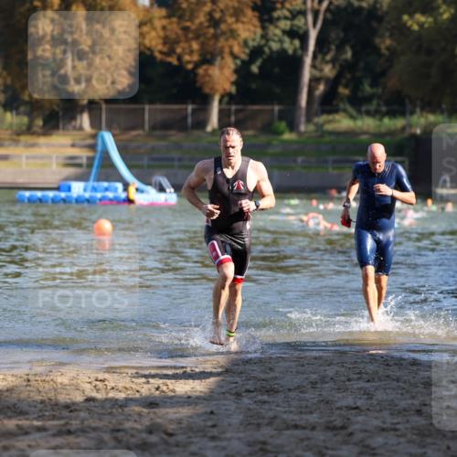 08.09.2024 - Stadtparktriathlon Michael Strokosch http://msf.ph/oto/7029128 08.09.2024 10:31:11 Schwimmen 391, 408 meine-sportfotos.de