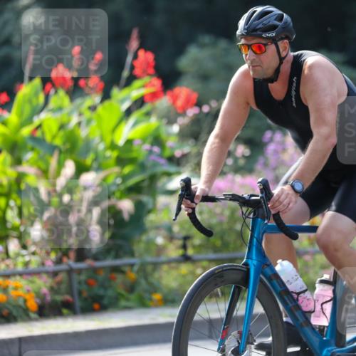 08.09.2024 - Stadtparktriathlon Zöllner http://msf.ph/oto/7029140 08.09.2024 11:06:19 Radfahren 394, 455, 471, 533 meine-sportfotos.de