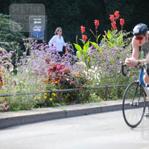 08.09.2024 - Stadtparktriathlon Zöllner http://msf.ph/oto/7029144 08.09.2024 11:06:20 Radfahren 394, 455, 471, 533 meine-sportfotos.de