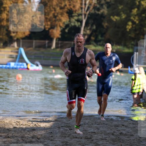 08.09.2024 - Stadtparktriathlon Michael Strokosch http://msf.ph/oto/7029146 08.09.2024 10:31:13 Schwimmen 391, 408 meine-sportfotos.de