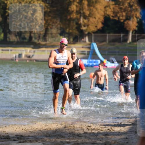 08.09.2024 - Stadtparktriathlon Michael Strokosch http://msf.ph/oto/7029187 08.09.2024 10:31:47 Schwimmen 43, 414, 435, 448, 449, 451 meine-sportfotos.de