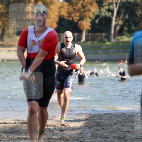 08.09.2024 - Stadtparktriathlon Michael Strokosch http://msf.ph/oto/7029217 08.09.2024 10:31:52 Schwimmen 43, 414, 435, 448, 451, 457 meine-sportfotos.de
