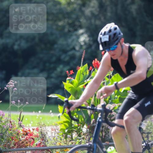 08.09.2024 - Stadtparktriathlon Zöllner http://msf.ph/oto/7029220 08.09.2024 11:07:01 Radfahren 371, 404, 434, 462, 494, 501, 524 meine-sportfotos.de
