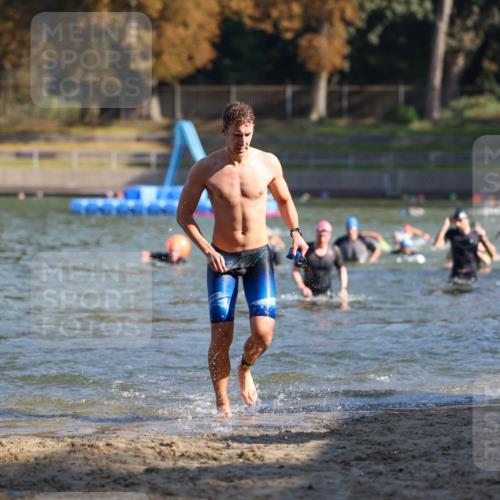 08.09.2024 - Stadtparktriathlon Michael Strokosch http://msf.ph/oto/7029230 08.09.2024 10:31:54 Schwimmen 414, 448, 451, 457 meine-sportfotos.de
