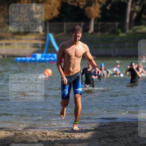 08.09.2024 - Stadtparktriathlon Michael Strokosch http://msf.ph/oto/7029233 08.09.2024 10:31:54 Schwimmen 414, 448, 451, 457 meine-sportfotos.de
