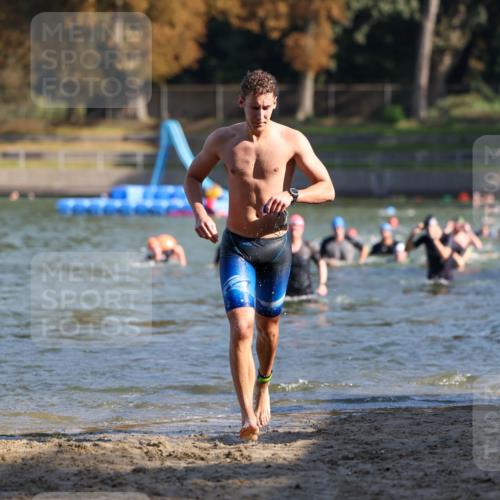 08.09.2024 - Stadtparktriathlon Michael Strokosch http://msf.ph/oto/7029235 08.09.2024 10:31:55 Schwimmen 414, 448, 457 meine-sportfotos.de