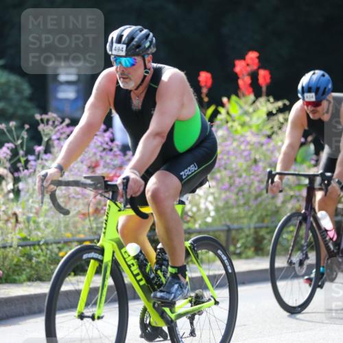 08.09.2024 - Stadtparktriathlon Zöllner http://msf.ph/oto/7029240 08.09.2024 11:07:07 Radfahren 404, 434, 462, 494, 524, 547, 558 meine-sportfotos.de