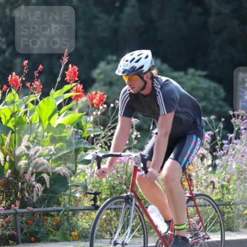 08.09.2024 - Stadtparktriathlon Zöllner http://msf.ph/oto/7029282 08.09.2024 11:07:30 Radfahren 437, 450, 487, 531, 541 meine-sportfotos.de