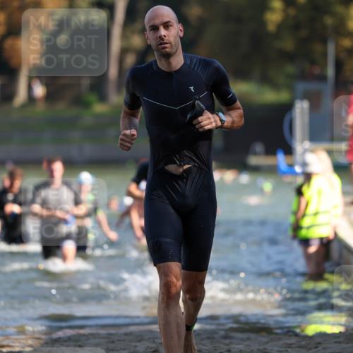08.09.2024 - Stadtparktriathlon Michael Strokosch http://msf.ph/oto/7029287 08.09.2024 10:32:09 Schwimmen 387, 398, 412, 423, 424, 430, 437, 440, 452, 453 meine-sportfotos.de