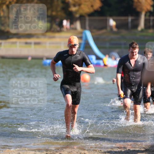 08.09.2024 - Stadtparktriathlon Michael Strokosch http://msf.ph/oto/7029318 08.09.2024 10:32:14 Schwimmen 368, 372, 387, 394, 398, 412, 424, 430, 437, 440, 452, 453 meine-sportfotos.de