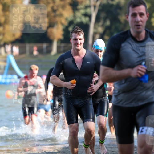08.09.2024 - Stadtparktriathlon Michael Strokosch http://msf.ph/oto/7029341 08.09.2024 10:32:17 Schwimmen 368, 372, 389, 394, 398, 407, 412, 424, 425, 430, 437, 440, 447, 452, 453 meine-sportfotos.de