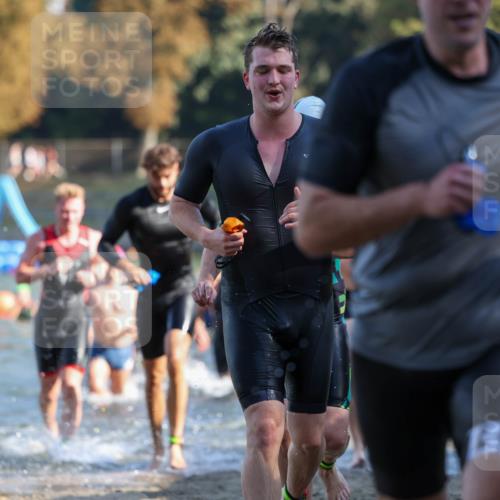 08.09.2024 - Stadtparktriathlon Michael Strokosch http://msf.ph/oto/7029346 08.09.2024 10:32:18 Schwimmen 368, 372, 389, 394, 398, 407, 412, 424, 425, 430, 437, 438, 440, 447, 452, 453 meine-sportfotos.de