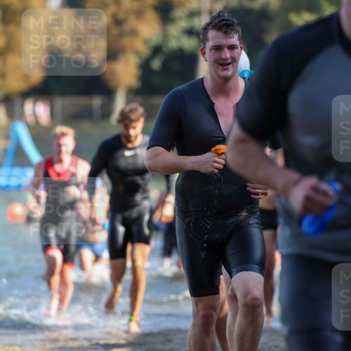 08.09.2024 - Stadtparktriathlon Michael Strokosch http://msf.ph/oto/7029349 08.09.2024 10:32:18 Schwimmen 368, 372, 389, 394, 398, 407, 412, 424, 425, 430, 437, 438, 440, 447, 452, 453 meine-sportfotos.de