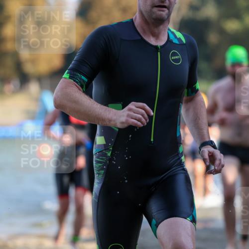 08.09.2024 - Stadtparktriathlon Michael Strokosch http://msf.ph/oto/7029361 08.09.2024 10:32:20 Schwimmen 368, 372, 375, 389, 394, 407, 412, 421, 424, 425, 430, 437, 438, 440, 447, 453 meine-sportfotos.de