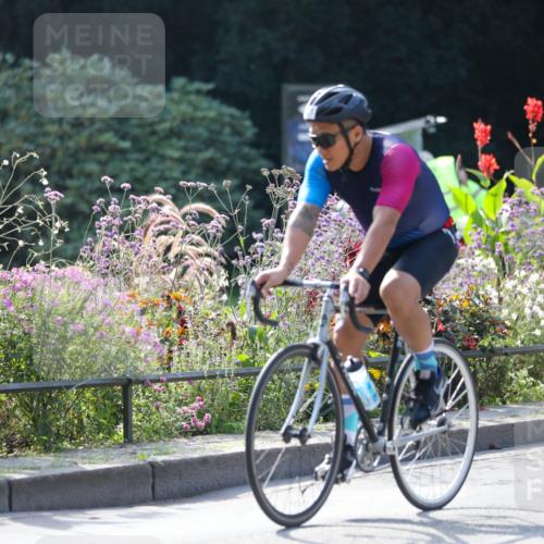 08.09.2024 - Stadtparktriathlon Zöllner http://msf.ph/oto/7029365 08.09.2024 11:08:06 Radfahren 401, 405, 412, 419, 495 meine-sportfotos.de