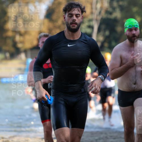 08.09.2024 - Stadtparktriathlon Michael Strokosch http://msf.ph/oto/7029367 08.09.2024 10:32:21 Schwimmen 368, 372, 375, 389, 394, 407, 412, 421, 425, 430, 437, 438, 440, 447, 453 meine-sportfotos.de