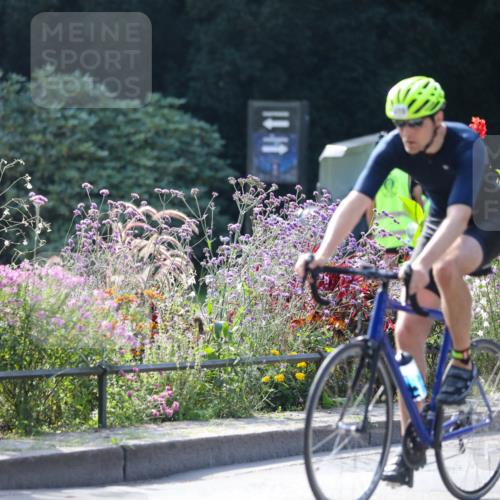 08.09.2024 - Stadtparktriathlon Zöllner http://msf.ph/oto/7029385 08.09.2024 11:08:11 Radfahren 382, 405, 412, 419 meine-sportfotos.de